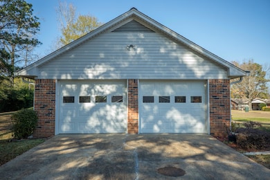 389 Mapleview Rd, West Point, MS 39773 - photo 7