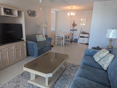 Living/Dining Area