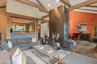 141LegacyTrail_Livingroom4