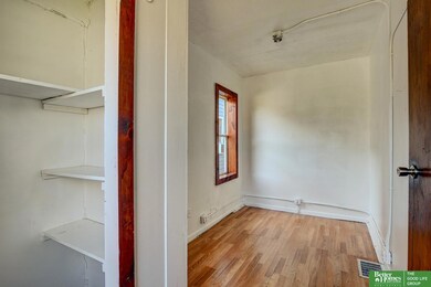 3113 R St, Omaha, NE 68107 - photo 6