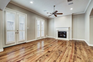 7726 N Hunters Creekway Dr, Houston, TX 77055 - photo 6