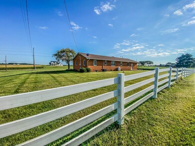 3765 Bell Station Rd, Circleville, OH 43113 - photo 4