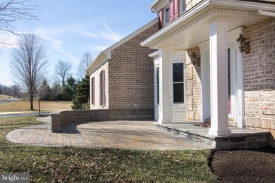 5136 Hodges Rd, Sykesville, MD 21784 - photo 2