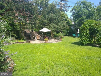 310 Ridgemede Rd unit 405, Baltimore, MD 21210 - photo 4