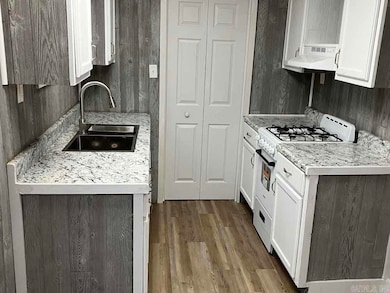 7908 & 7912 Sorrells Rd, Pine Bluff, AR 71603 - photo 6