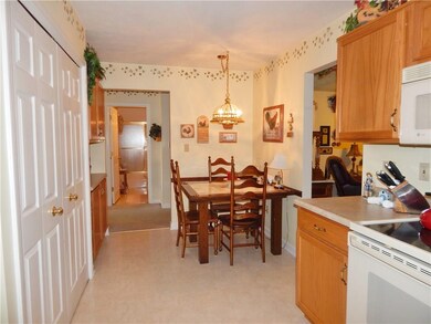 1027 Ebony Cir, Franklin, IN 46131 - photo 6