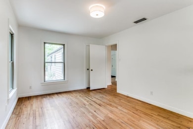 3449 Oak Creek Cir, Dallas, TX 75227 - photo 7