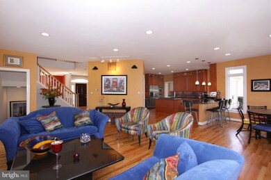 11310 Bright Pond Ln, Reston, VA 20194 - photo 2