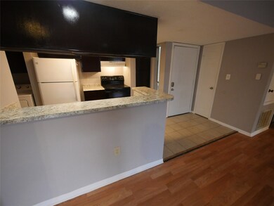 260 El Dorado Blvd unit 812, Webster, TX 77598 - photo 2