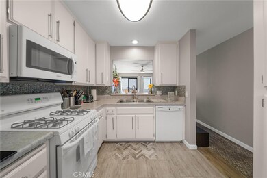 1140 Pacific Ave unit 10, Long Beach, CA 90813 - photo 7