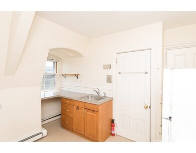49 Kent St unit 4, Brookline, MA 02445 - photo 2