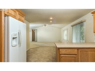 Kitchen/Living Room