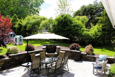 13 Laurana Ln, Hadley, MA 01035 - photo 4