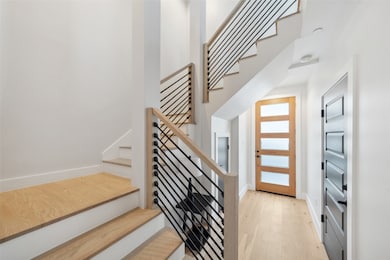 1005 Kern St unit C, Houston, TX 77009 - photo 6