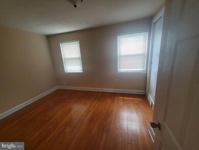 3928 Rokeby Rd, Baltimore, MD 21229 - photo 5