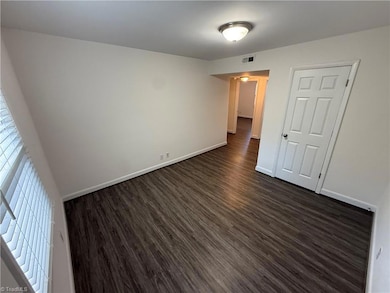 233 N Sunset Dr unit B, Winston Salem, NC 27101 - photo 4