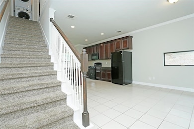 990 Grenshaw St unit B, Houston, TX 77088 - photo 3