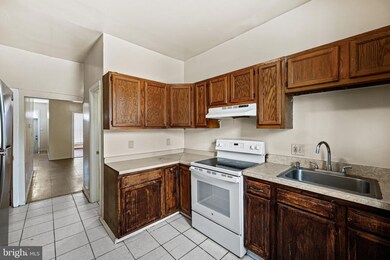 19 S Kresson St, Baltimore, MD 21224 - photo 2