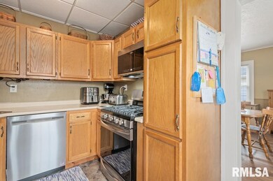 721 26th Ave, Moline, IL 61265 - photo 7