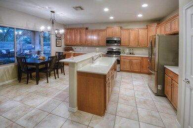 #4 KITCHEN
