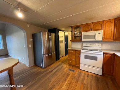 103 S Hungerford Hill Rd, Petersburg, AK 99833 - photo 7