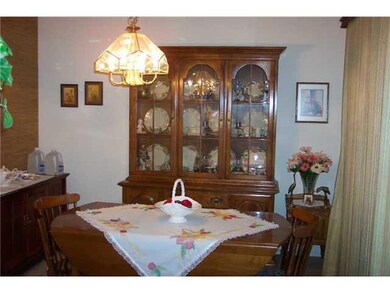 10608 Park View Cir unit B, El Paso, TX 79935 - photo 4