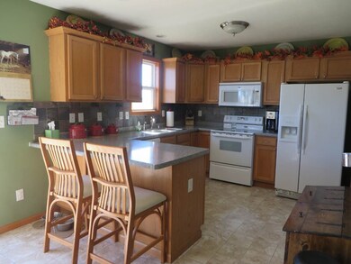 651 Windsor Ln, Evansville, WI 53536 - photo 7