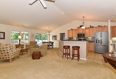 350 E Veterans Way unit 6, Mukwonago, WI 53149 - photo 2