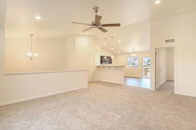 TRG093-i2190-Upper Level