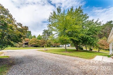 282 River Run Rd, Statesville, NC 28625 - photo 3