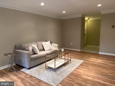 3115 Buccaneer Ct unit 1, Fairfax, VA 22031 - photo 3