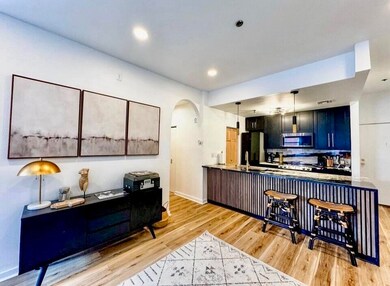 The Broadway unit 410, Milwaukee, WI 53202 - photo 6