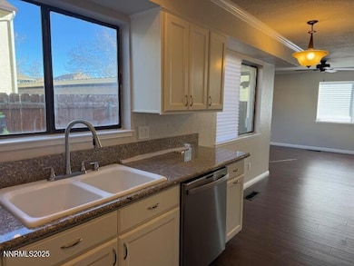 1754 Pinewood Dr unit 13, Minden, NV 89423 - photo 5