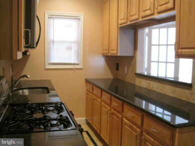 603 Girard St NE, Washington, DC 20017 - photo 7