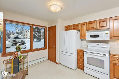 Kitchen MS_106076-SMALL