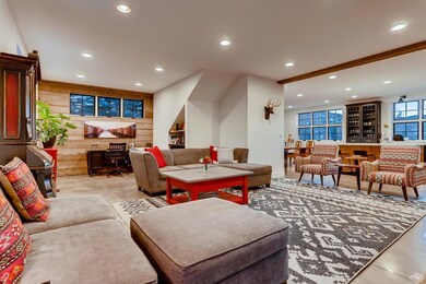 3 bedroom side living room