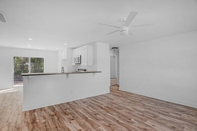 1660 Ashantilly Dr, Darien, GA 31305 - photo 2