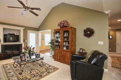 4037-Pleasant-Glen-Dr-17