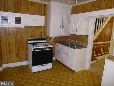 331 S Mulberry St, Hagerstown, MD 21740 - photo 5