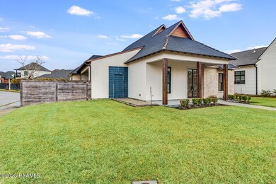 301 Vineyard Row-27