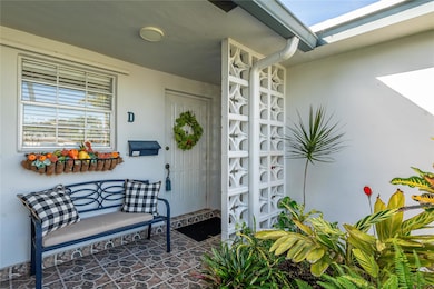 1130 Circle Terrace W unit D, Delray Beach, FL 33445 - photo 2