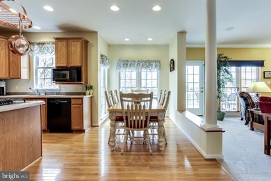 1301 Waneta Ct, Odenton, MD 21113 - photo 6