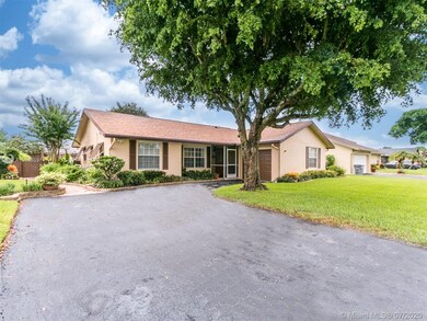 9518 Burlington Place, Boca Raton, FL 33434 - photo 4