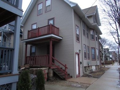 454 W Doty St unit 2, Madison, WI 53703 - photo 5