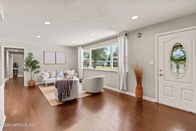 6703 East Rd, Jacksonville, FL 32216 - photo 5