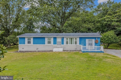 35 Sleepyview Ln, Berkeley Springs, WV 25411 - photo 2