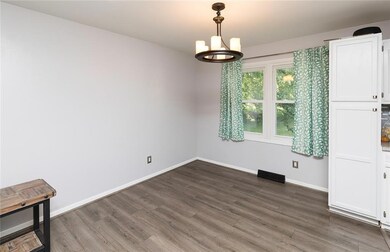 3160 NE 44th Ave, Des Moines, IA 50317 - photo 6