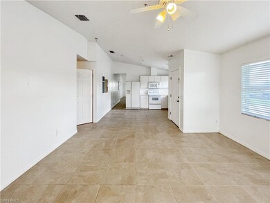 1246 Columbus Blvd unit A, Fort Myers, FL 33913 - photo 3