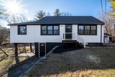 2 Stuart Rd, Sterling, MA 01564 - photo 2