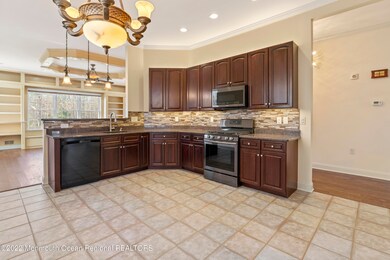 Hommati.com-52_Cypress_Point_Ln_NJ-12-05